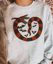 Sandworm Pullover