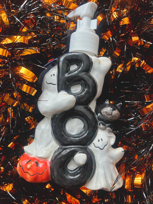 Boo handsoap dispenser