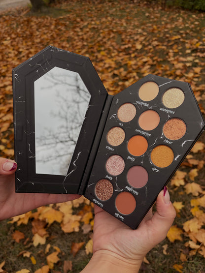 STALKER eyeshadow palette