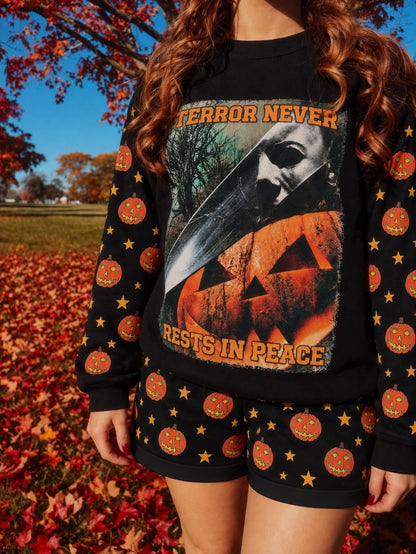 Terror Never Rests In Piece Michael Myers cozy Set