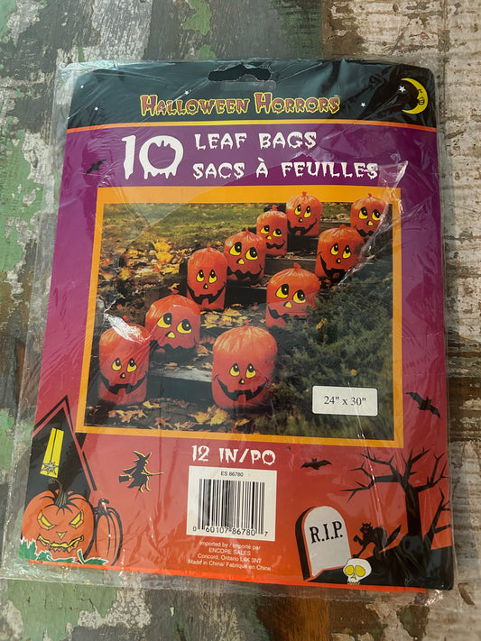 10 leaf pumpkin bags