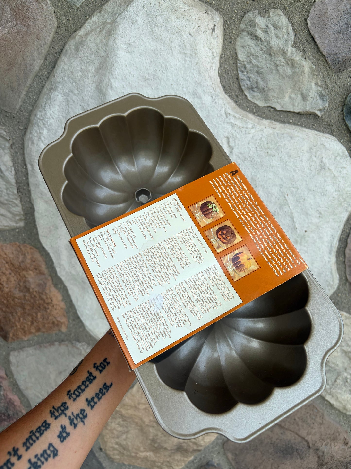 Vintage William Sonoma Pumpkin baking pan