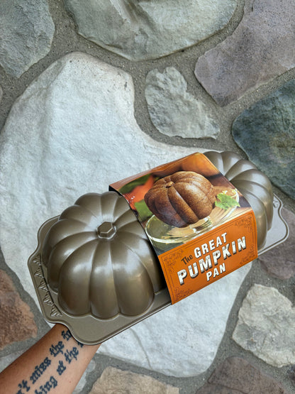 Vintage William Sonoma Pumpkin baking pan