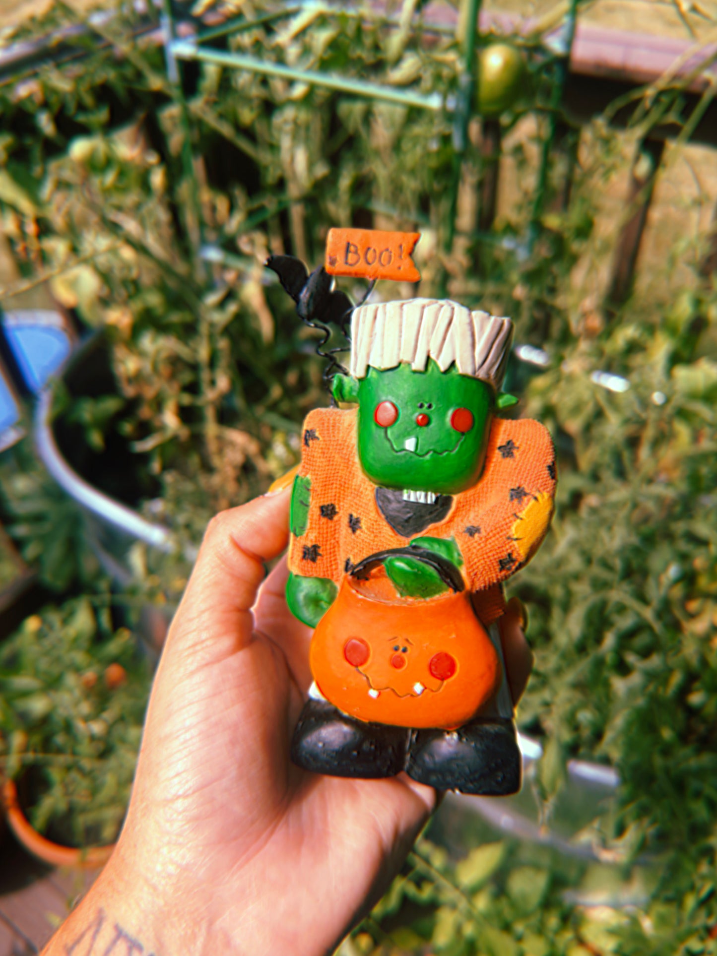 1997 Frankenstein figurine + mummy(two figurines)