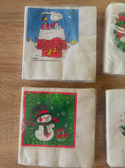 Set of 4 vintage Christmas napkins