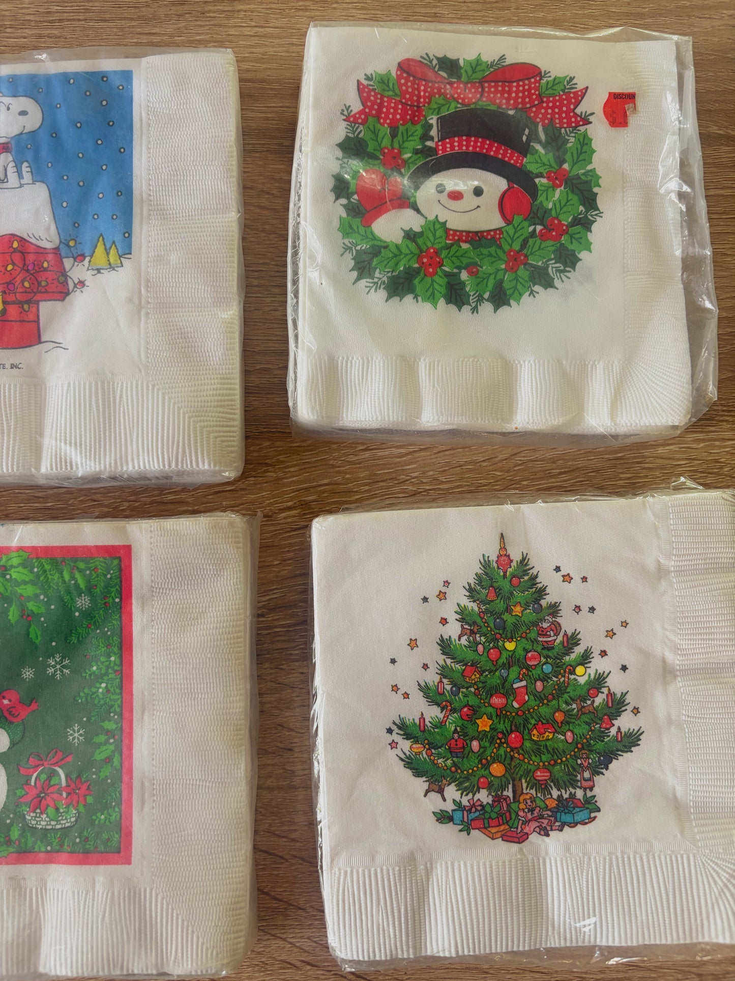 Set of 4 vintage Christmas napkins