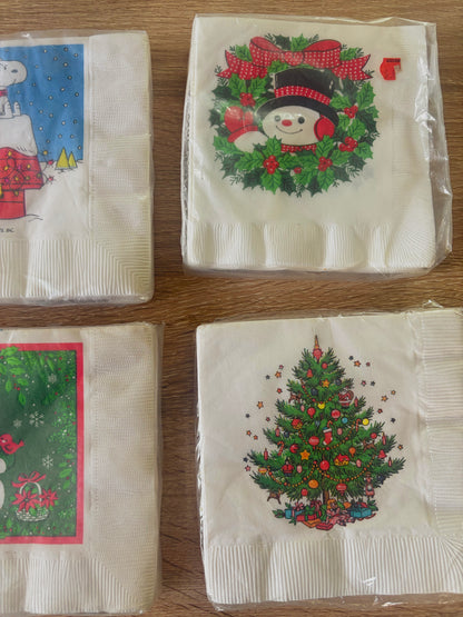Set of 4 vintage Christmas napkins