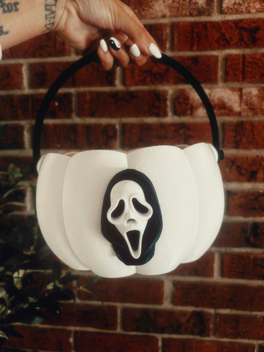 Trick Or Treat bucket Scream/ Ghostface - Kash3D- with or without blood splatter