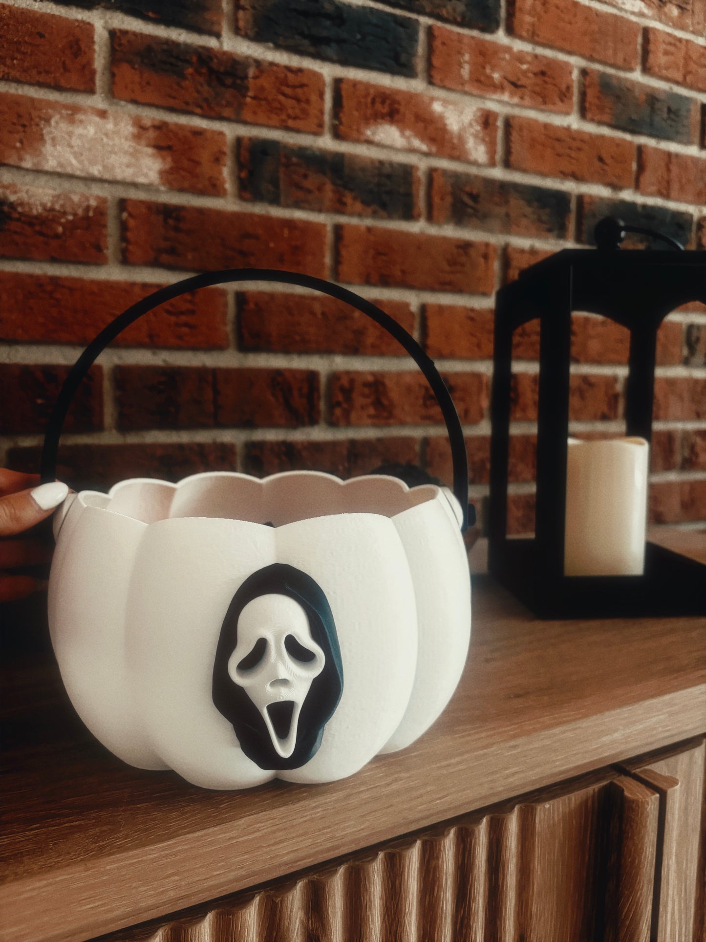 Trick Or Treat bucket Scream/ Ghostface - Kash3D- with or without blood splatter
