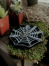 Spider Web Catch All Dish