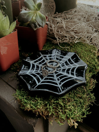 Spider Web Catch All Dish